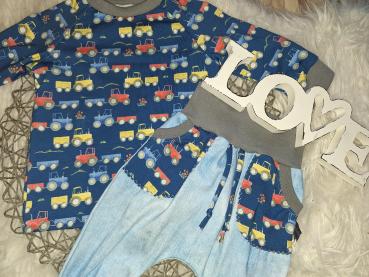 Kombination: Raglanshirt & Baggyhose Gr. 74 "Trecker mit Hänger"